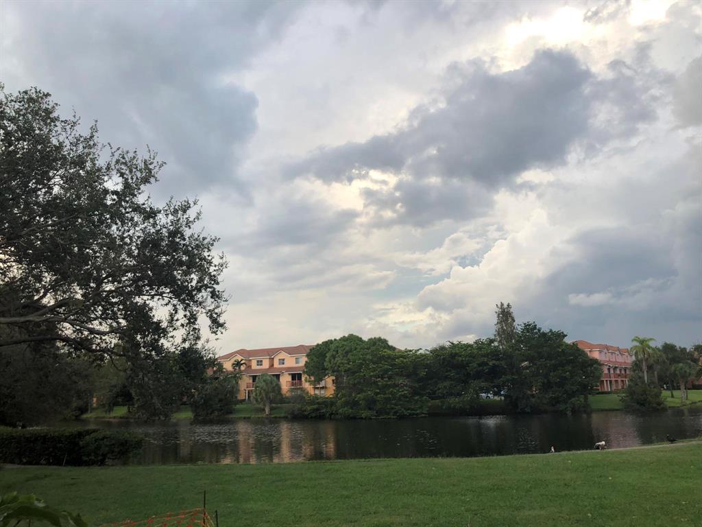 BAHIA AT DELRAY CONDO - Residential Lease