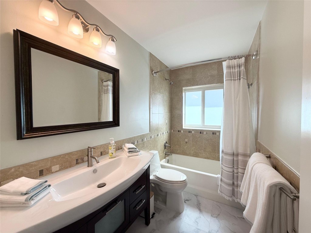 Bel-Air Isle 40-43 B - Residential Lease