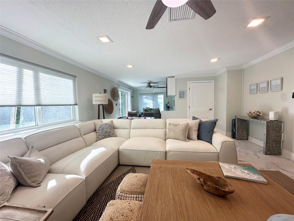 Bel-Air Isle 40-43 B - Residential Lease