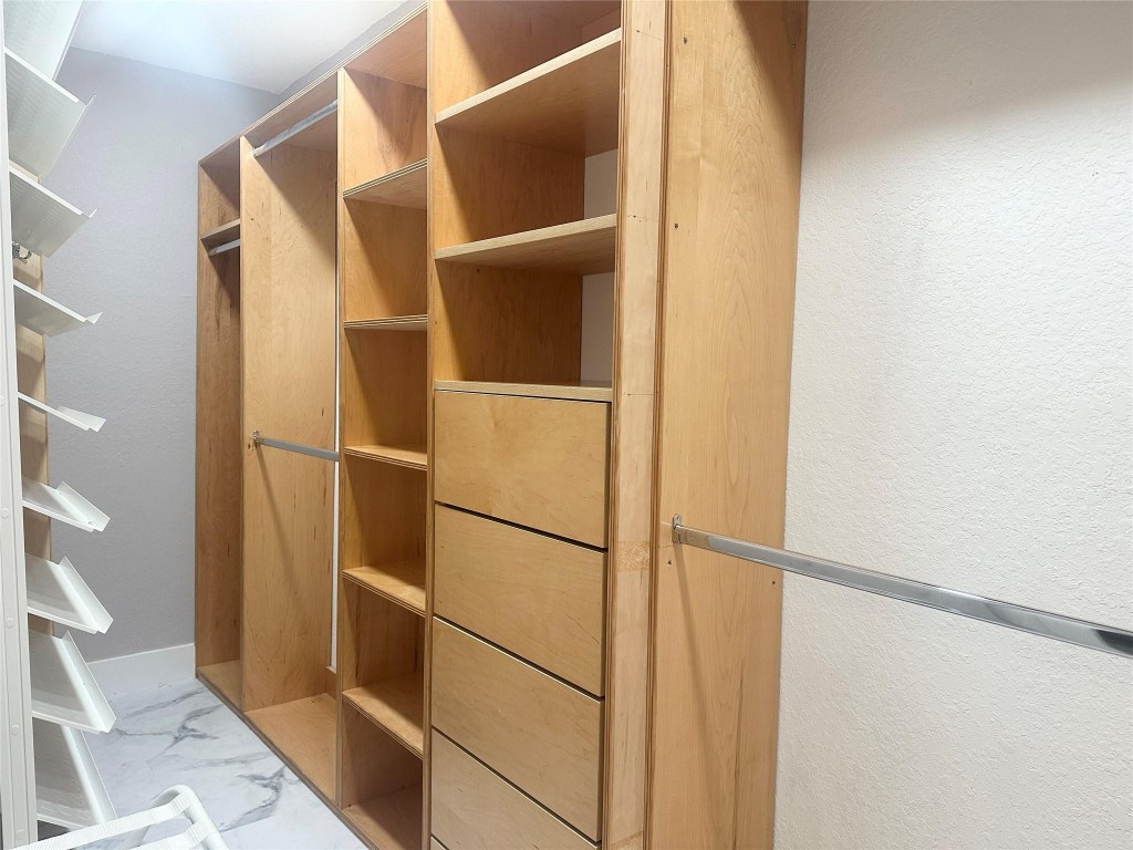 Bel-Air Isle 40-43 B - Residential Lease