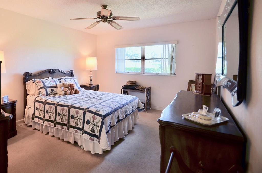 DELRAY VILLAS 3 - Residential