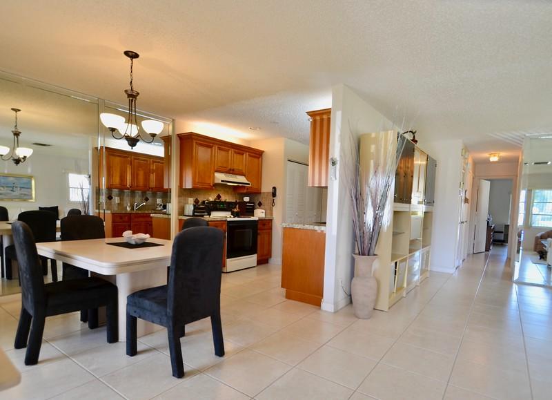 DELRAY VILLAS 3 - Residential