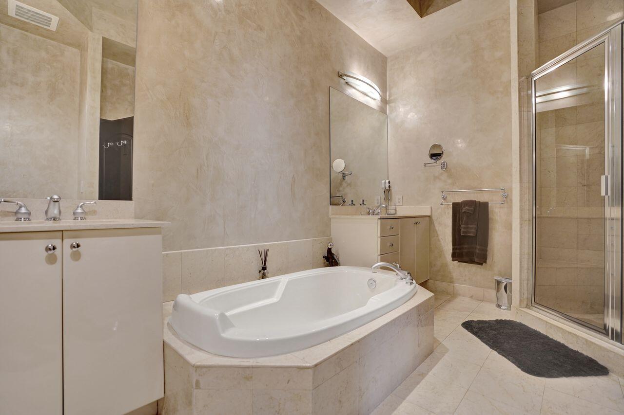 ONE CITY PLAZA CONDO - Residential