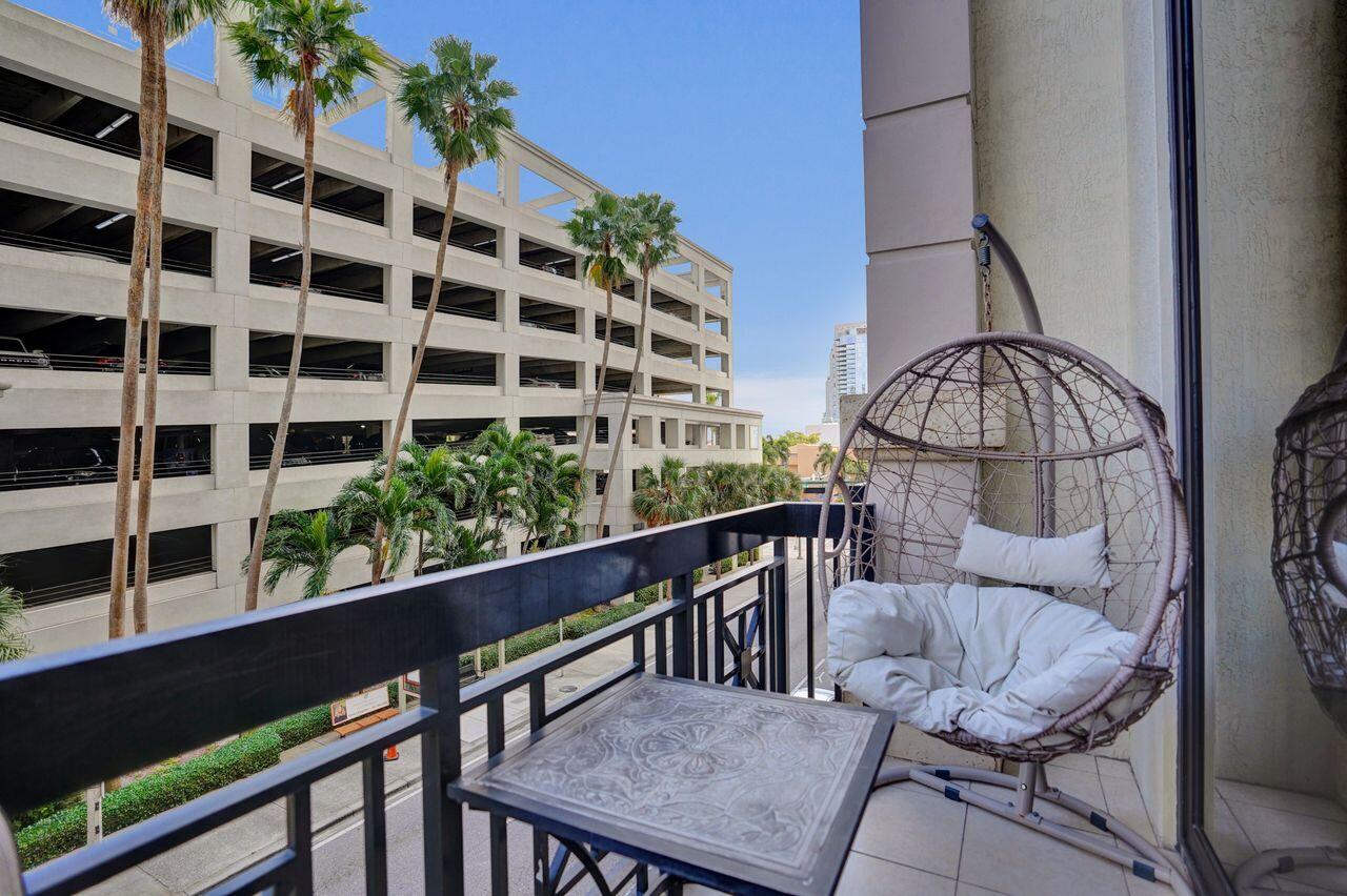 ONE CITY PLAZA CONDO - Residential