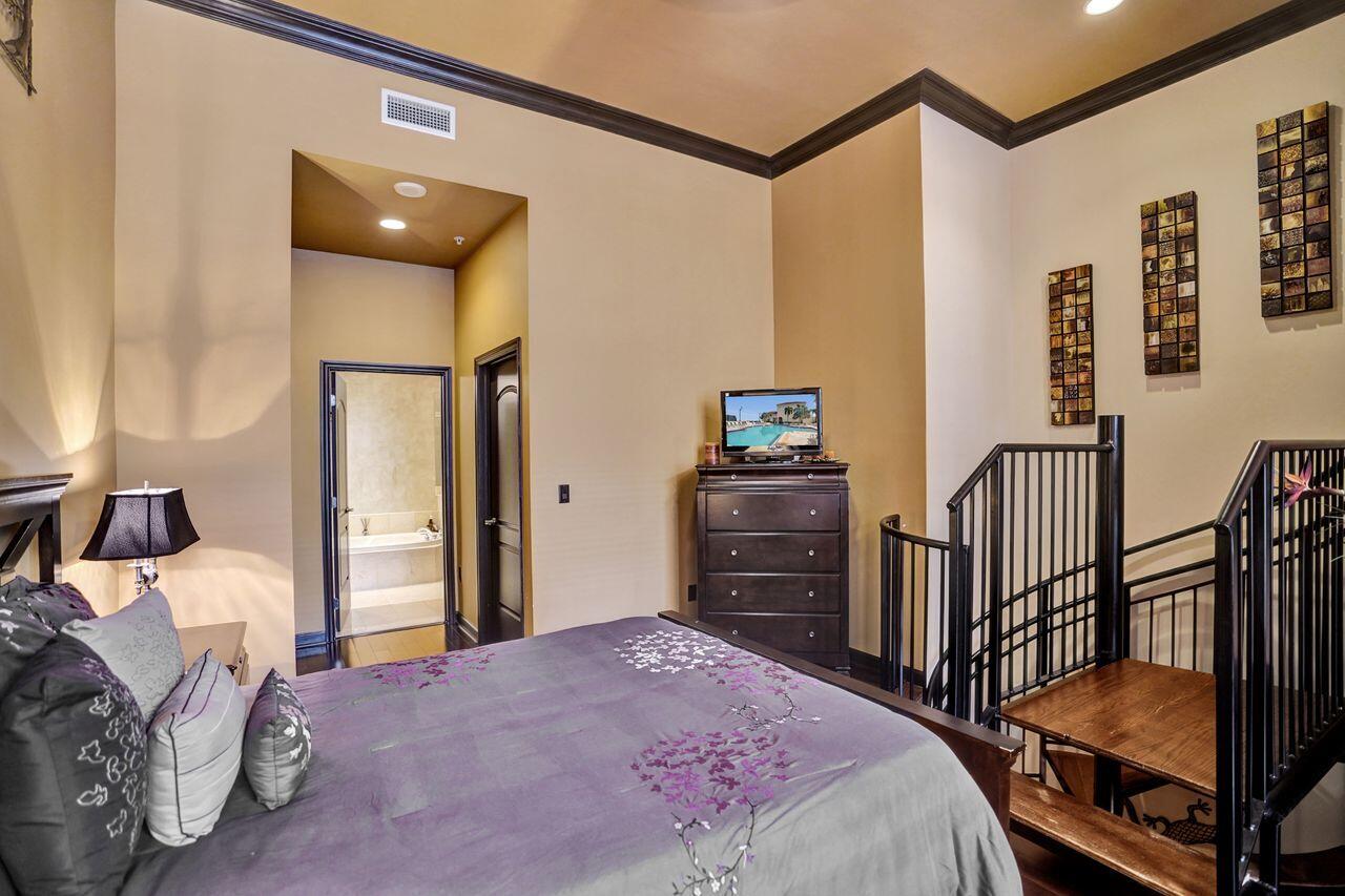 ONE CITY PLAZA CONDO - Residential