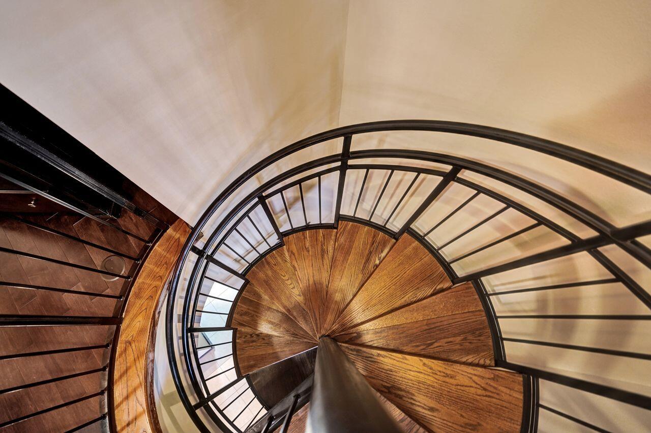 ONE CITY PLAZA CONDO - Residential