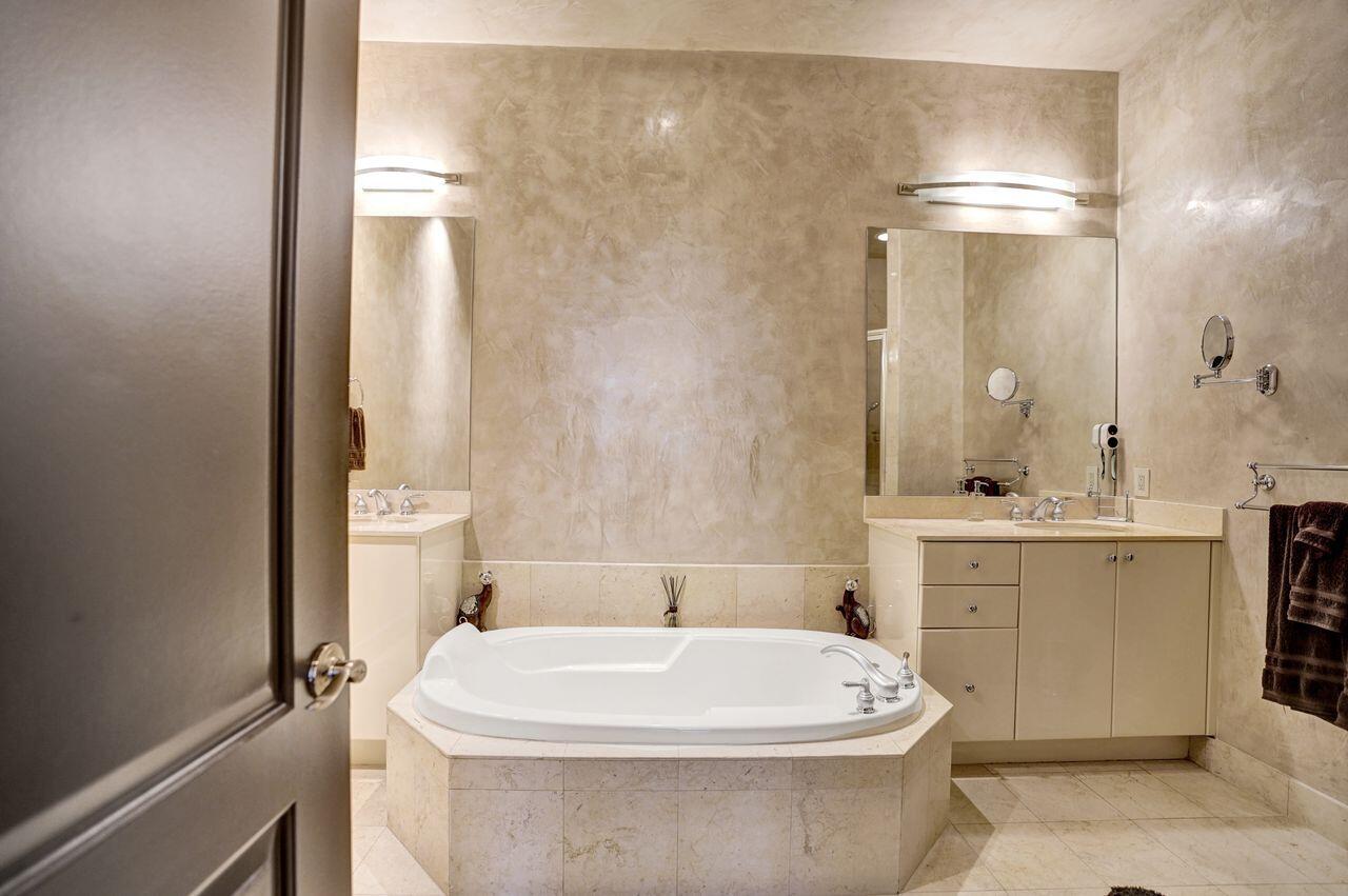 ONE CITY PLAZA CONDO - Residential