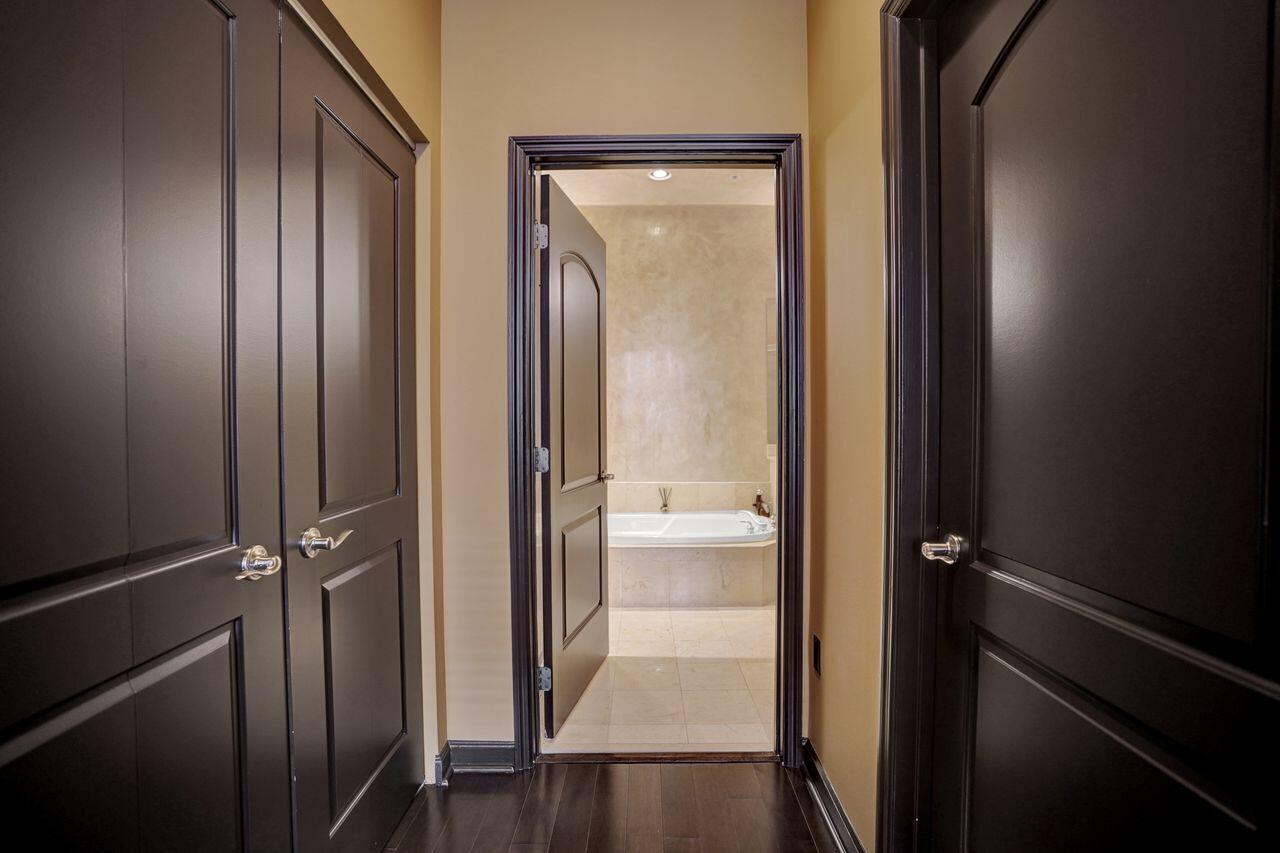 ONE CITY PLAZA CONDO - Residential