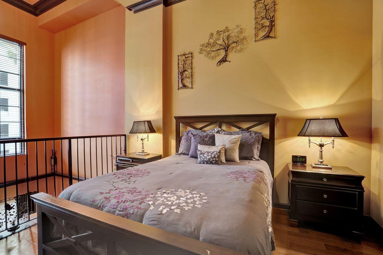 ONE CITY PLAZA CONDO - Residential