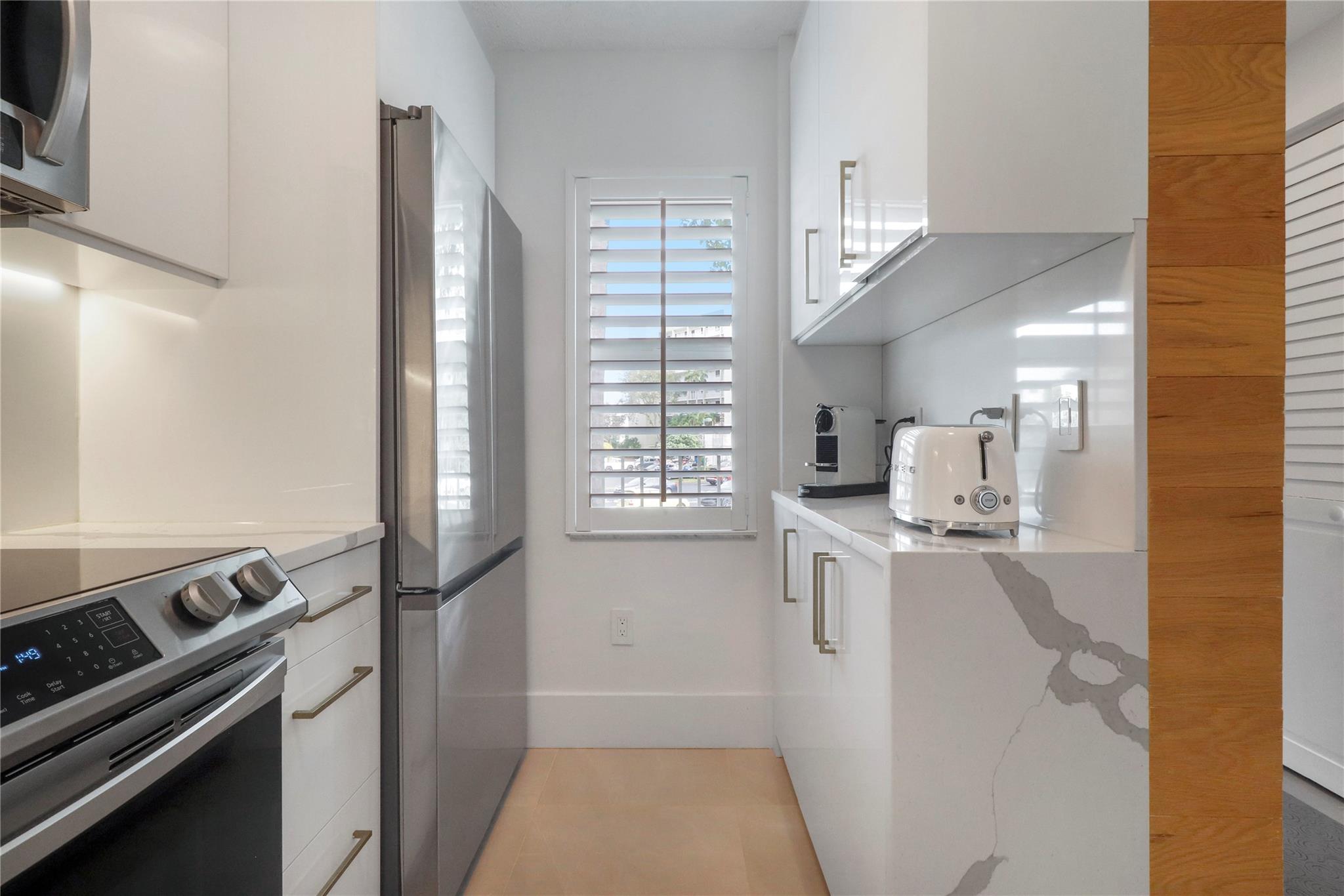 CYPRESS BEND CONDOMINIUM - Residential