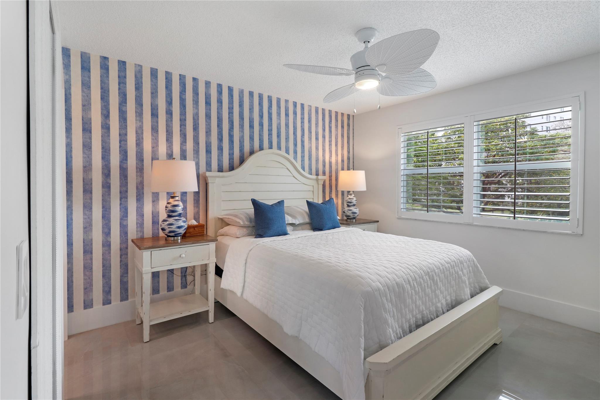 CYPRESS BEND CONDOMINIUM - Residential