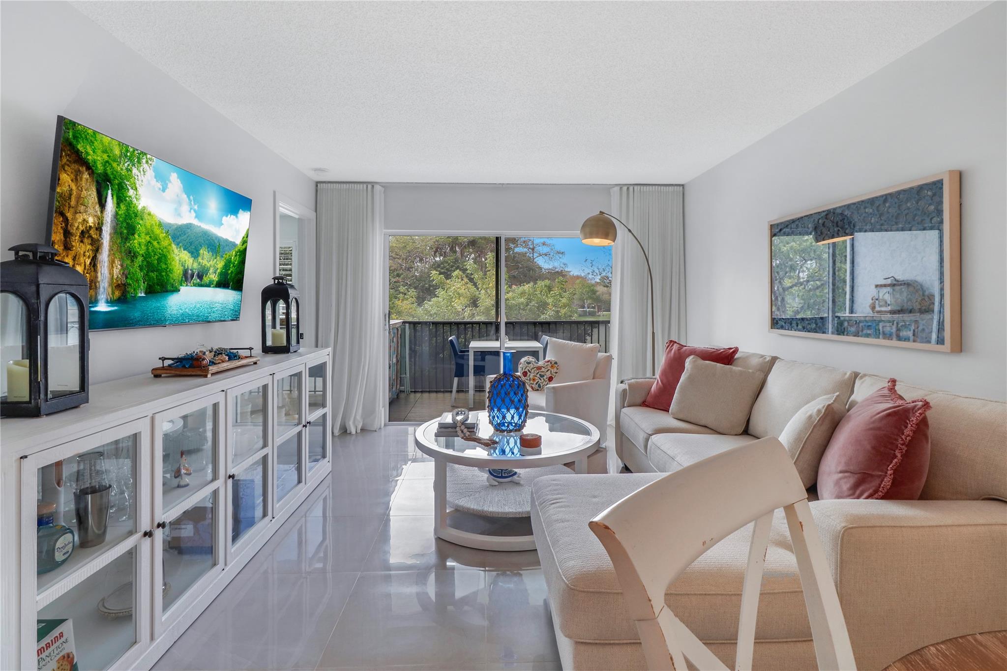 CYPRESS BEND CONDOMINIUM - Residential