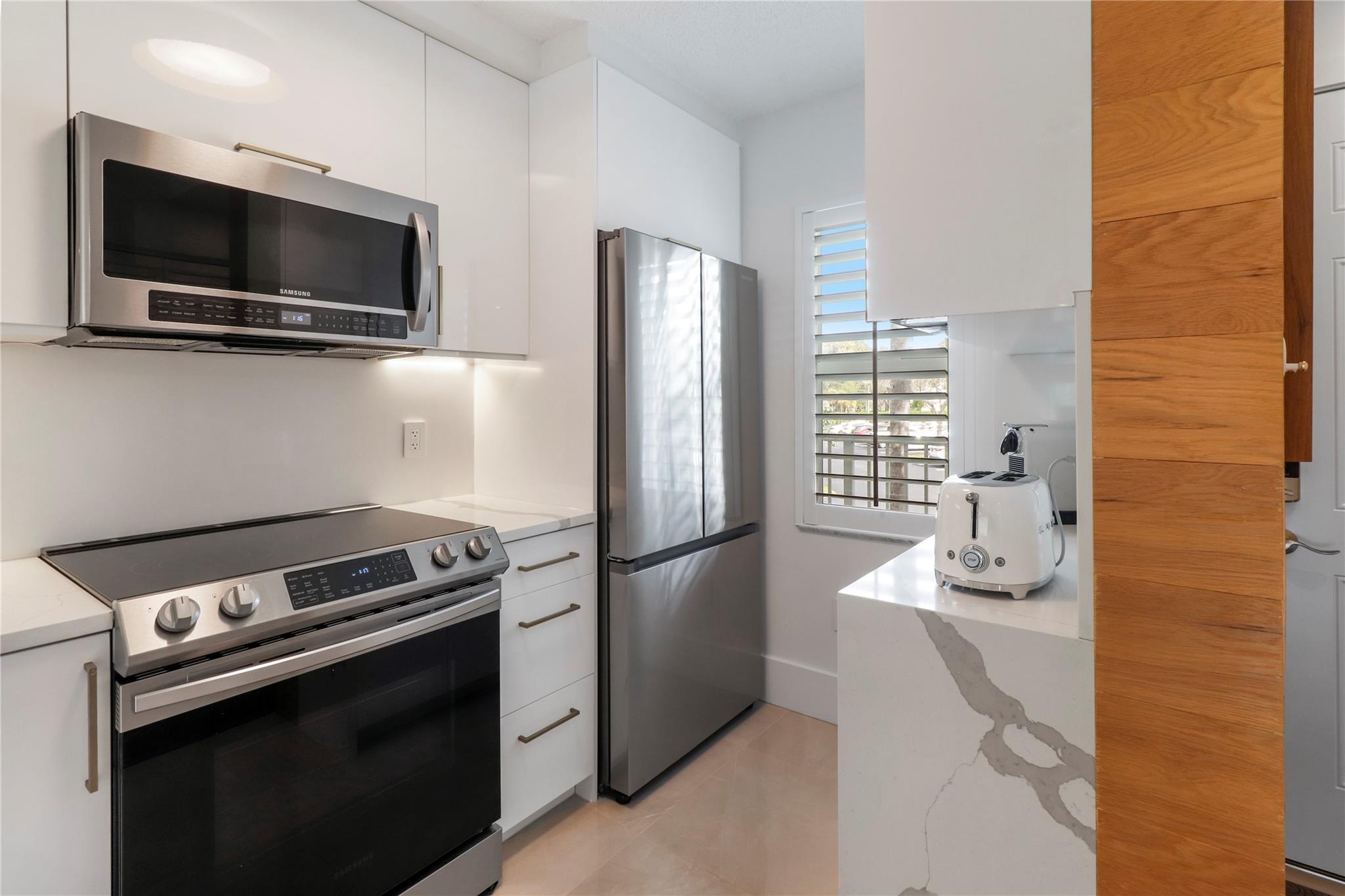 CYPRESS BEND CONDOMINIUM - Residential