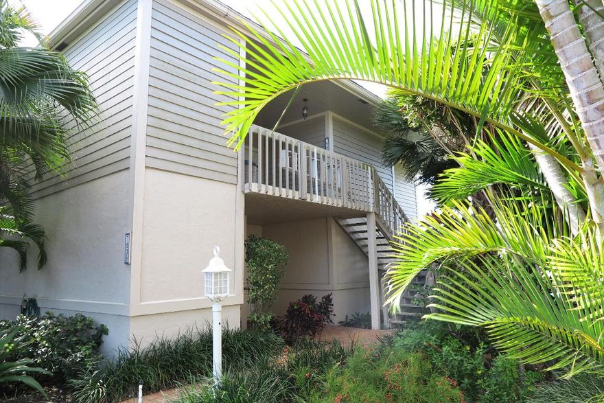 Large 2 bedroom, 2 bath has a wrap around balcony with beautiful view of lake.  Wrap balcony is also accessible from the master bedroom.  In addition to the dining room, large kitchen also allows for a dining area.  Master bedroom has large walk-in closet and dressing area. Second bathroom has walk in shower.