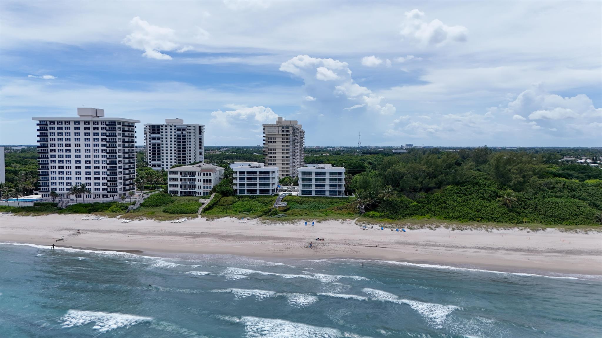 2121 N Ocean Boulevard 202w