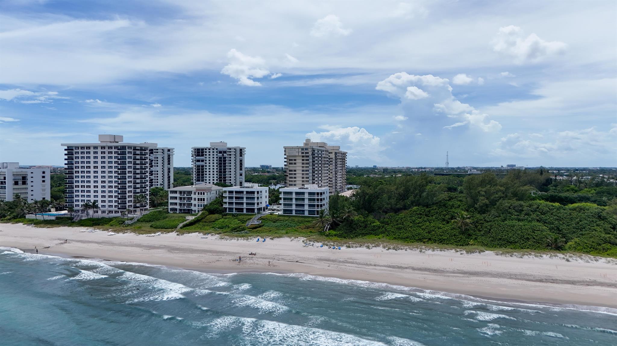2121 N Ocean Boulevard 202w