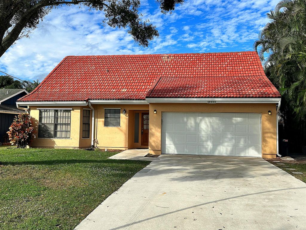 Photo of 6165 Barbara Street, Jupiter, FL 33458 (MLS # R10943848)