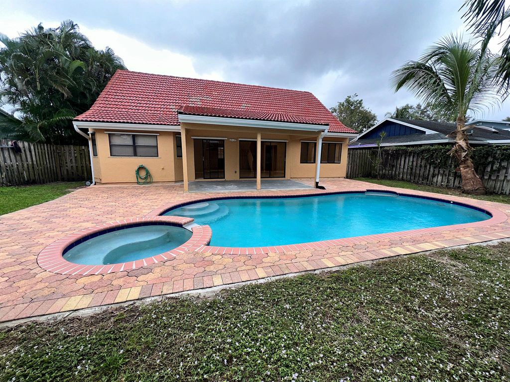 Photo of 6165 Barbara Street, Jupiter, FL 33458 (MLS # R10943848)