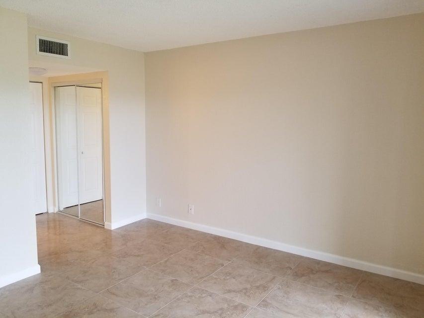 Midport 1 Condominiums - Residential