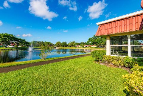 Tiny photo for 604 Laconia Circle, Lake Worth, FL 33467 (MLS # R11157875)