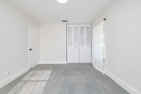 Tiny photo for 604 Laconia Circle, Lake Worth, FL 33467 (MLS # R11157875)