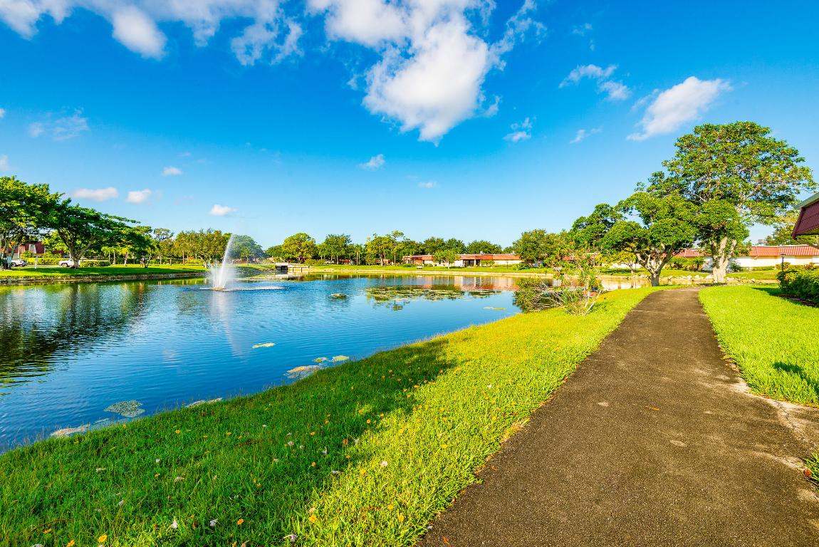 COVERED BRIDGE CONDO - Residential
