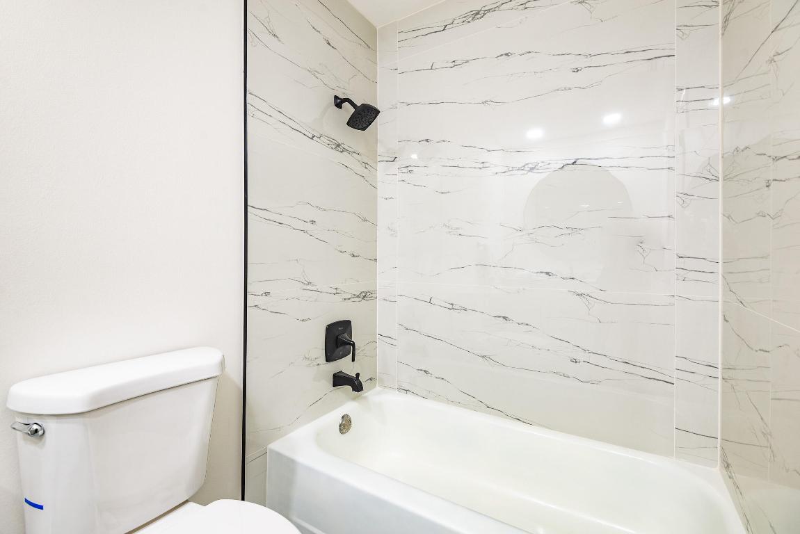 COVERED BRIDGE CONDO - Residential