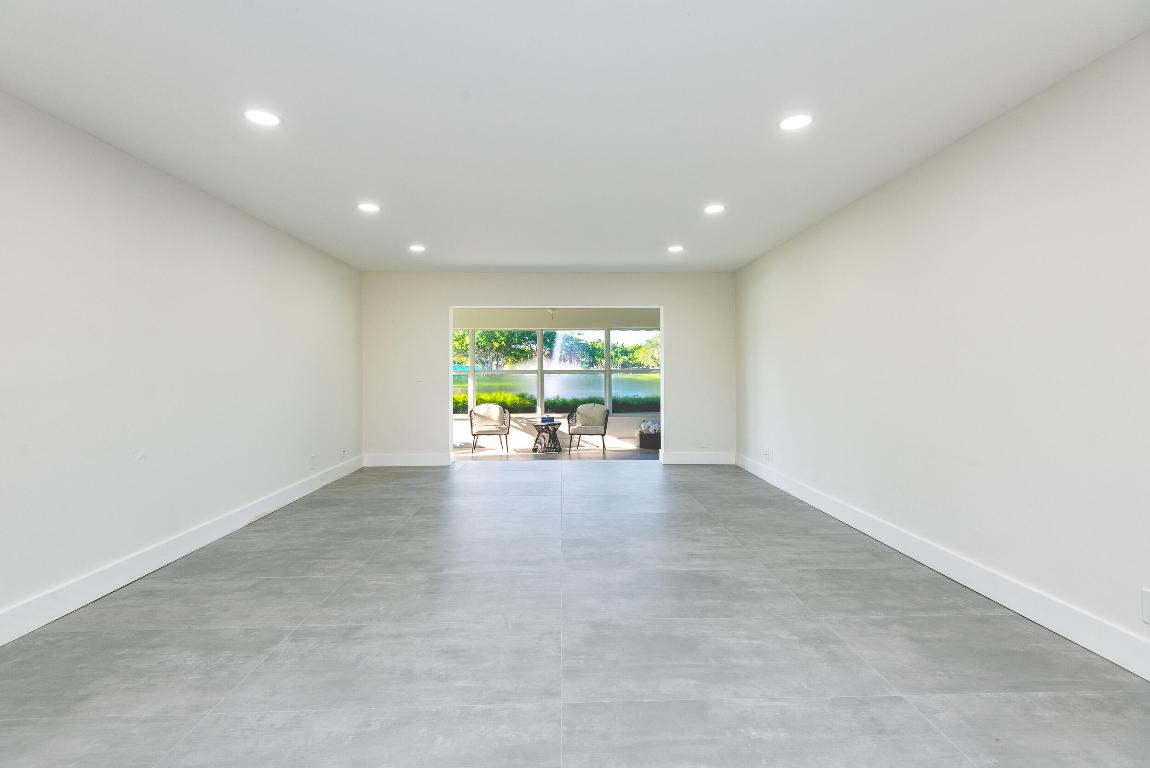 COVERED BRIDGE CONDO - Residential