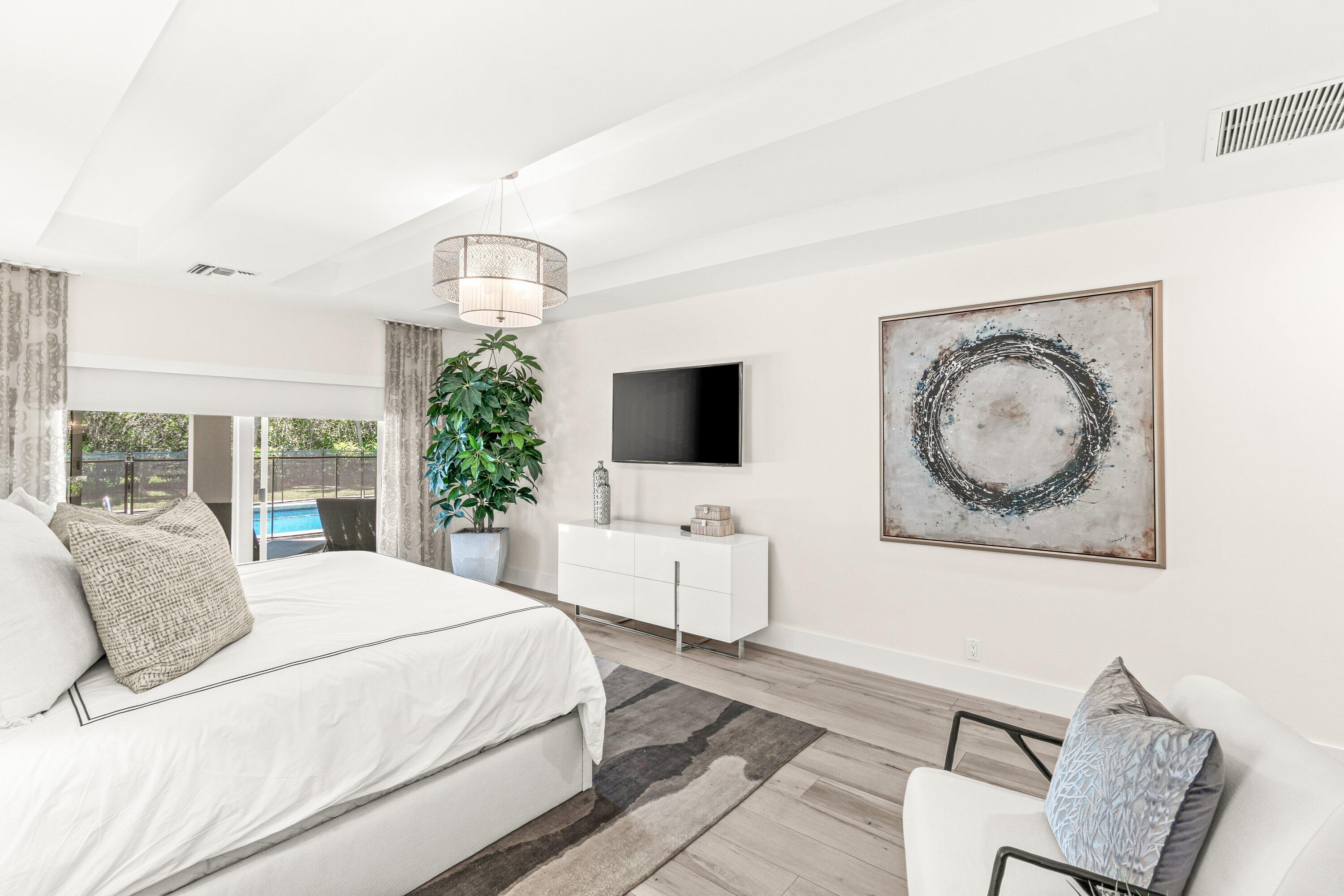 ROYAL PALM YACHT & COUNTRY CLUB - Residential Lease