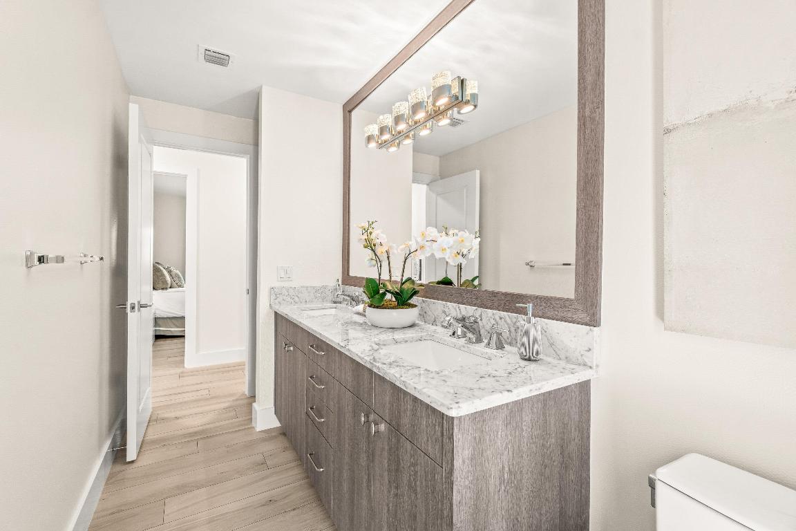 ROYAL PALM YACHT & COUNTRY CLUB - Residential Lease