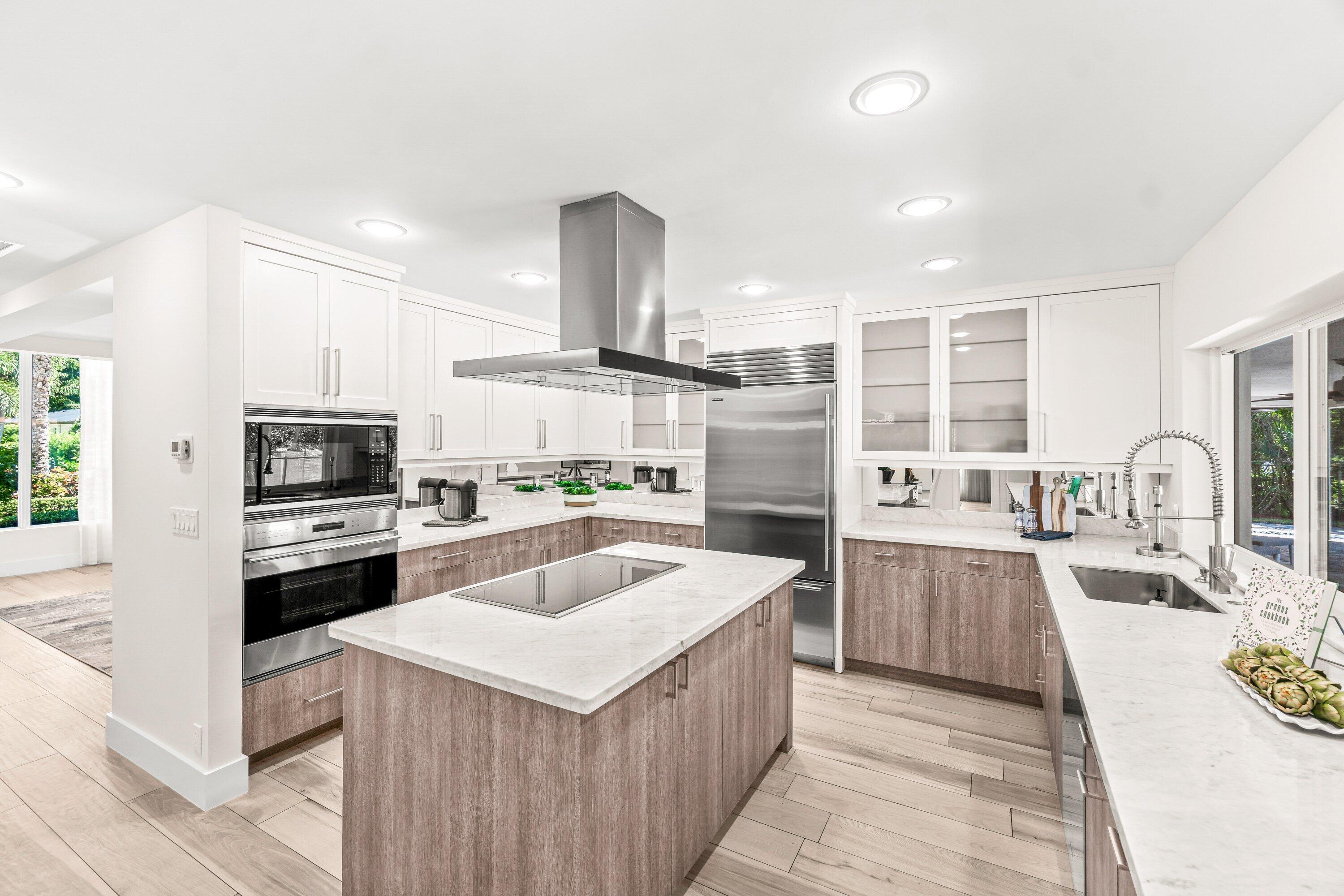 ROYAL PALM YACHT & COUNTRY CLUB - Residential Lease