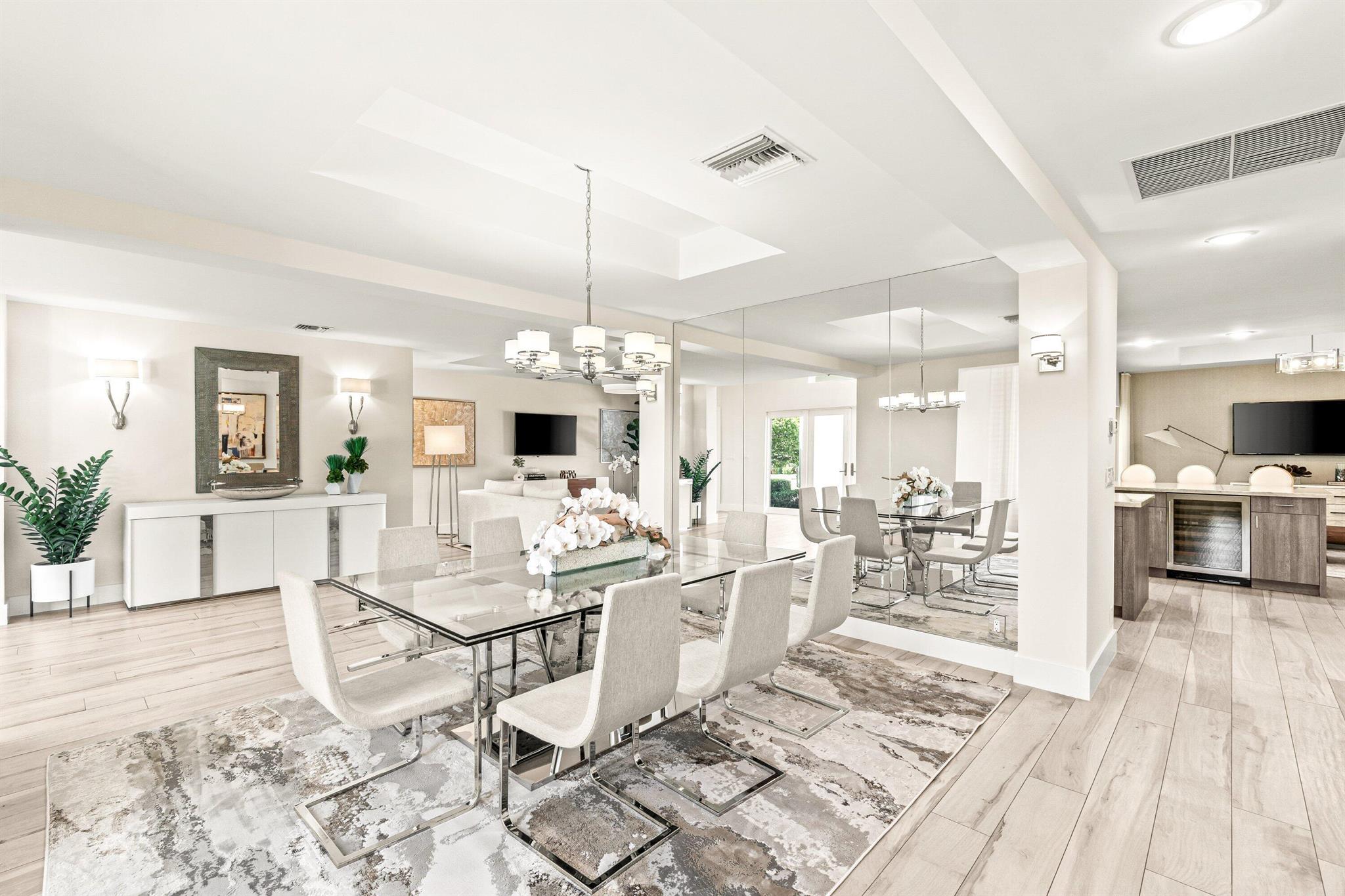 ROYAL PALM YACHT & COUNTR - Residential Lease