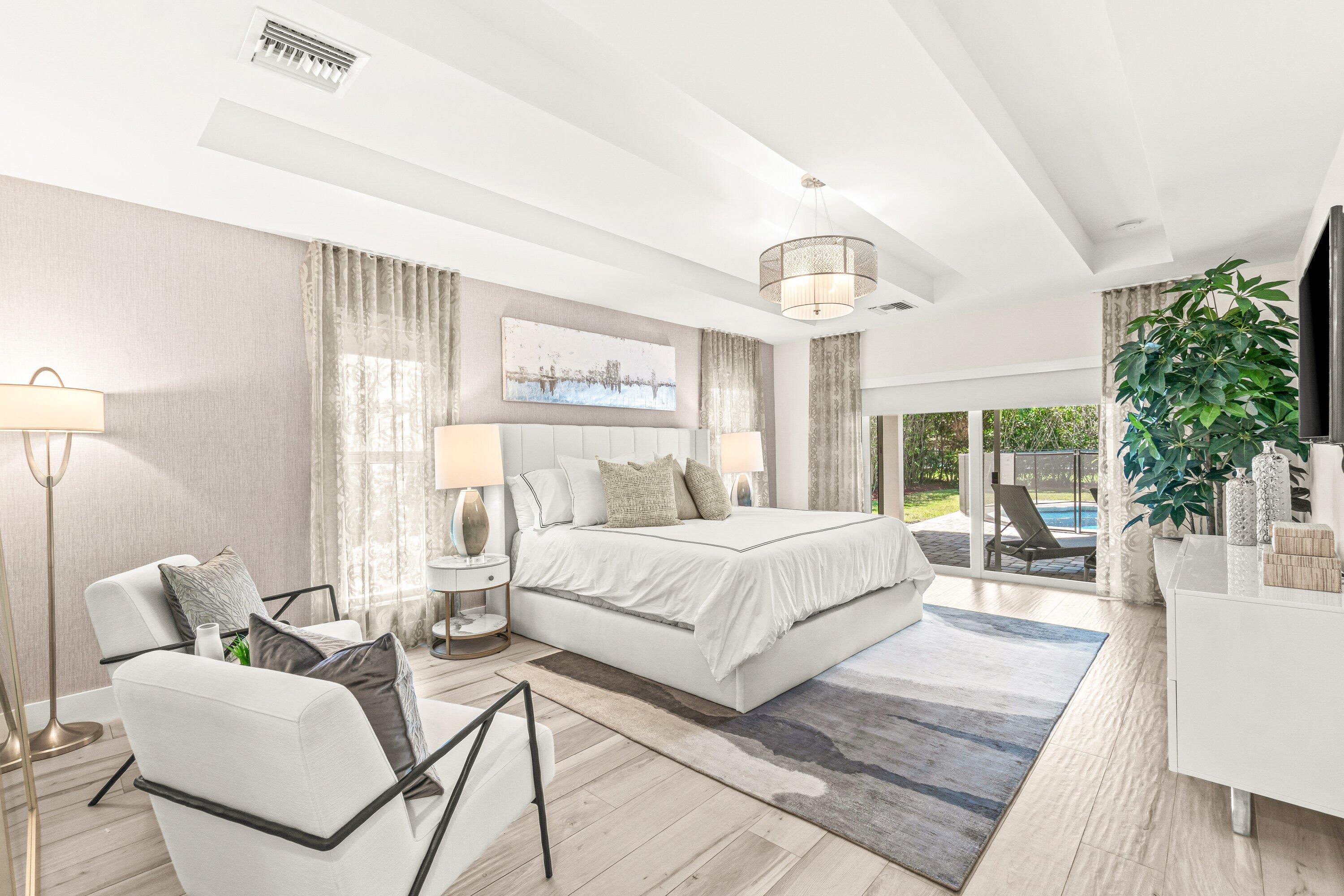 ROYAL PALM YACHT & COUNTRY CLUB - Residential Lease