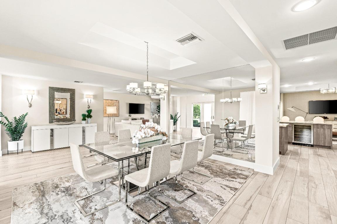 ROYAL PALM YACHT & COUNTRY CLUB - Residential Lease