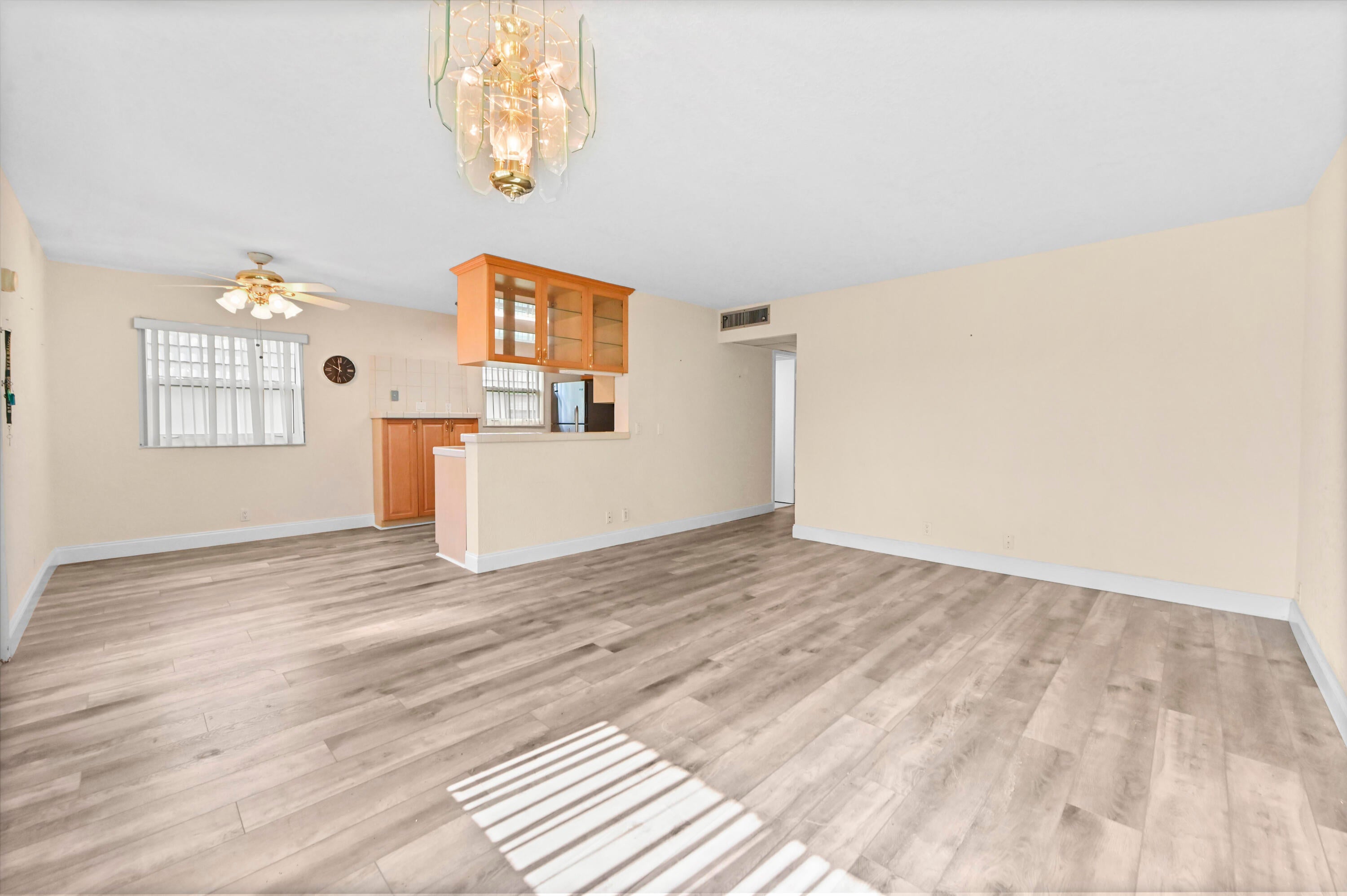 233 Monaco Boulevard E