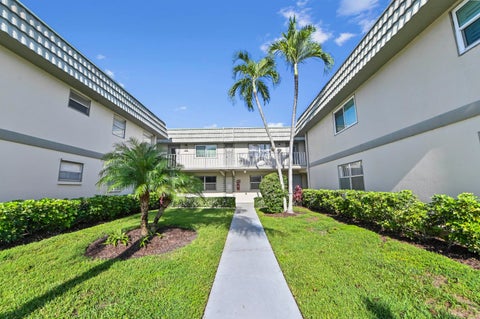 Photo of 233 Monaco Boulevard E, Delray Beach, FL 33446 (MLS # B26064592)