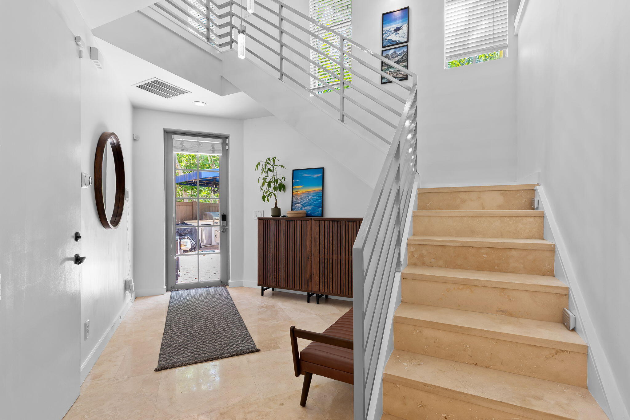814 SW 10TH Street 814