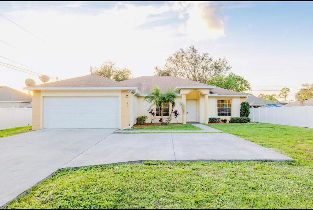 Photo of 3282 SW Savona Boulevard, Port St Lucie, FL 34953 (MLS # R10945978)