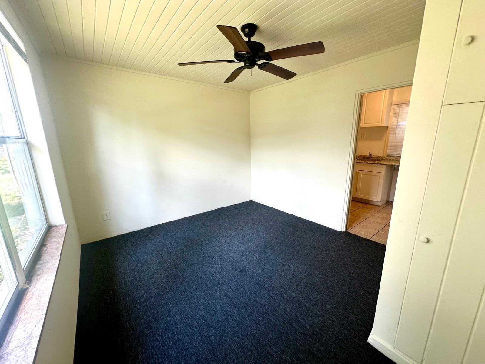 NORTH PALM BCH 2 - Residential Lease