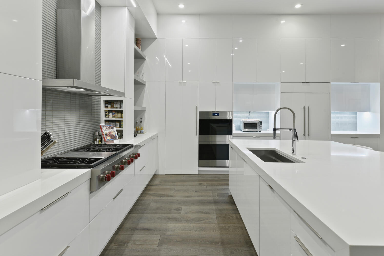 ROYAL PALM YACHT & COUNTRY CLUB - Residential