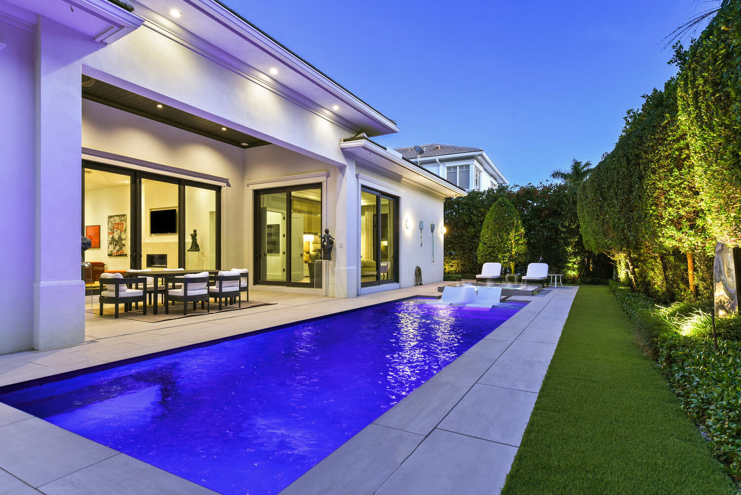 ROYAL PALM YACHT & COUNTRY CLUB - Residential