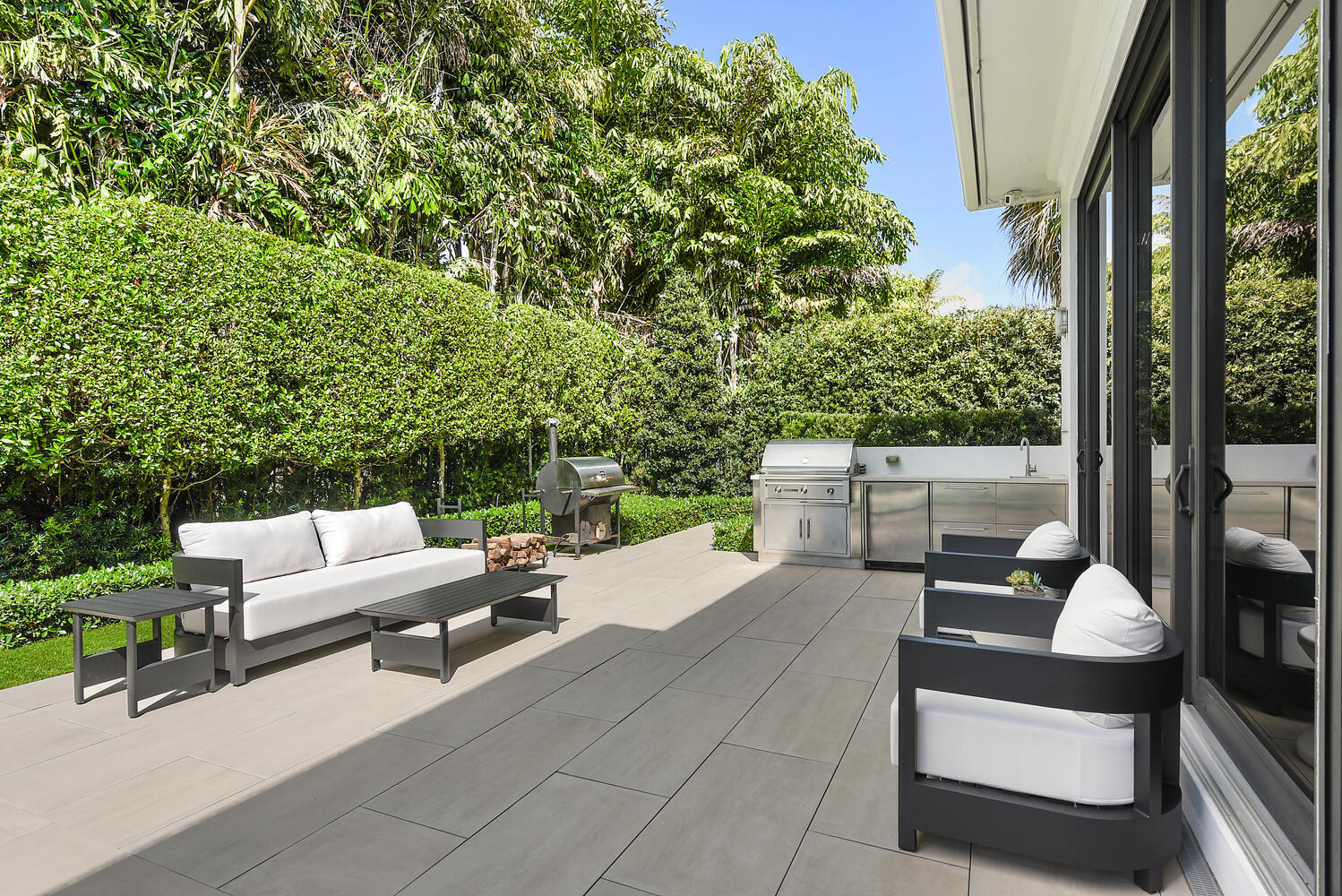 ROYAL PALM YACHT & COUNTRY CLUB - Residential