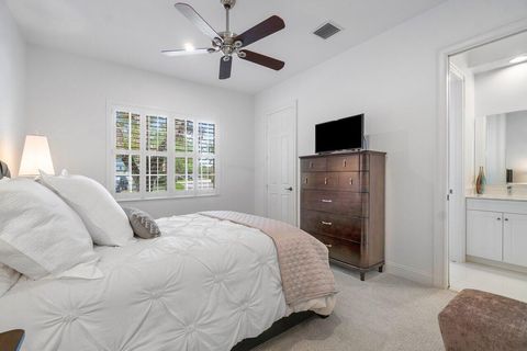 Single Family Residence in Jupiter FL 3326 Greenway Drive 34.jpg