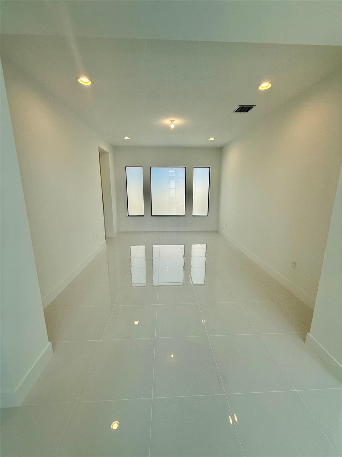 8349 Royal County Down Rd