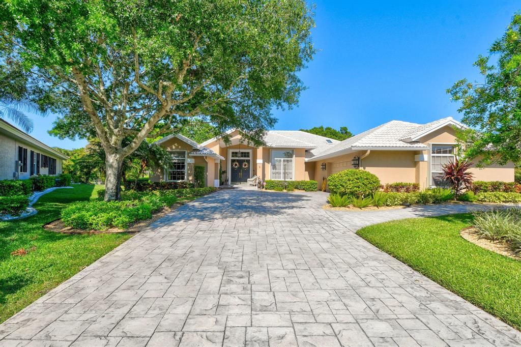 Photo of 9400 Pinebark Court, Fort Pierce, FL 34951 (MLS # R10720015)