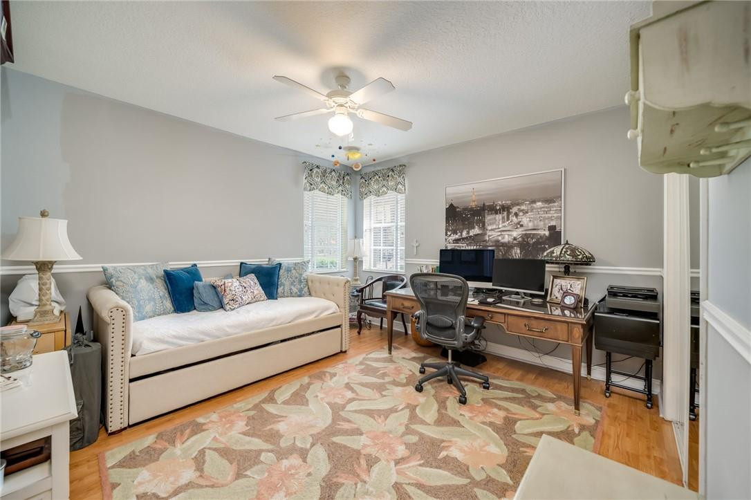 Isla Del Sol 85-32 B - Residential