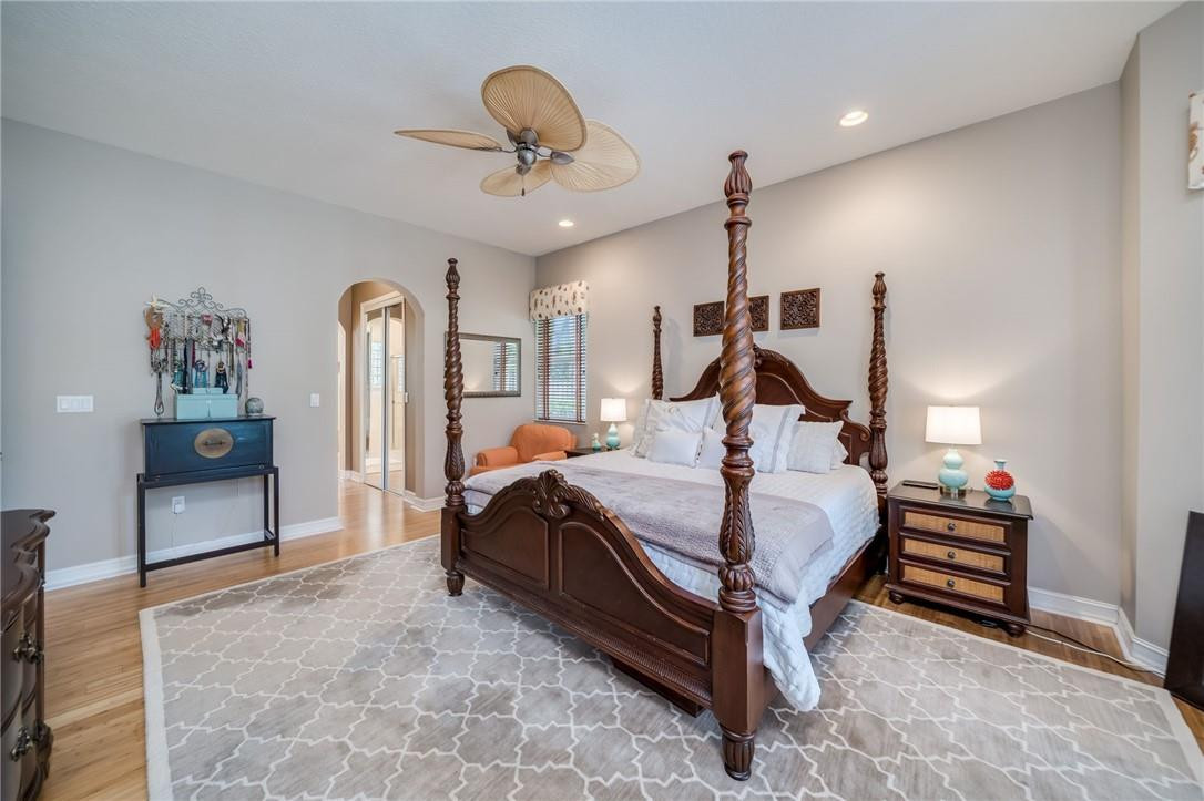 Isla Del Sol 85-32 B - Residential