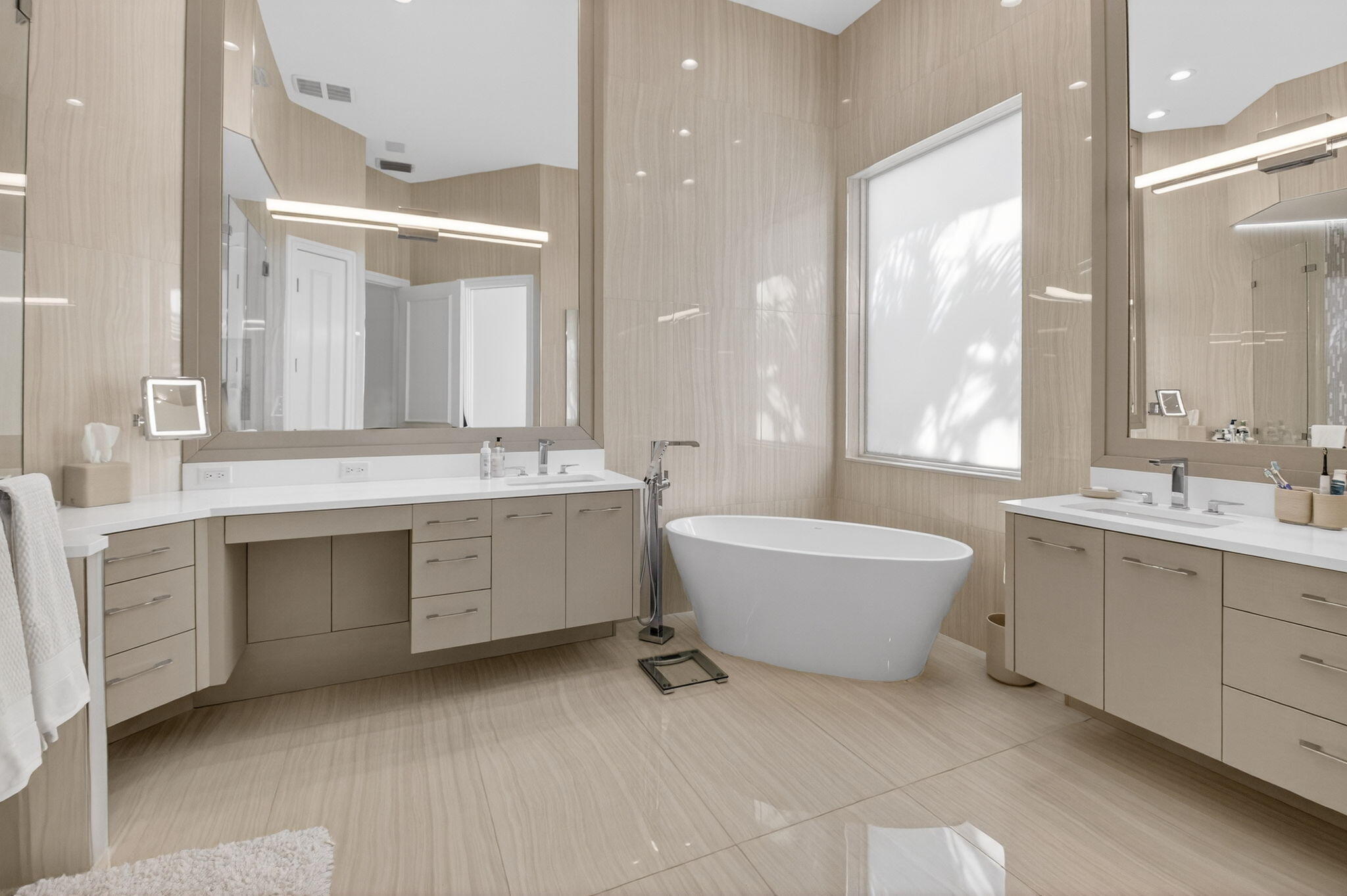 ADDISON RESERVE - Residential