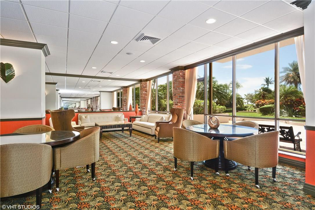SEA RANCH CLUB - Residential
