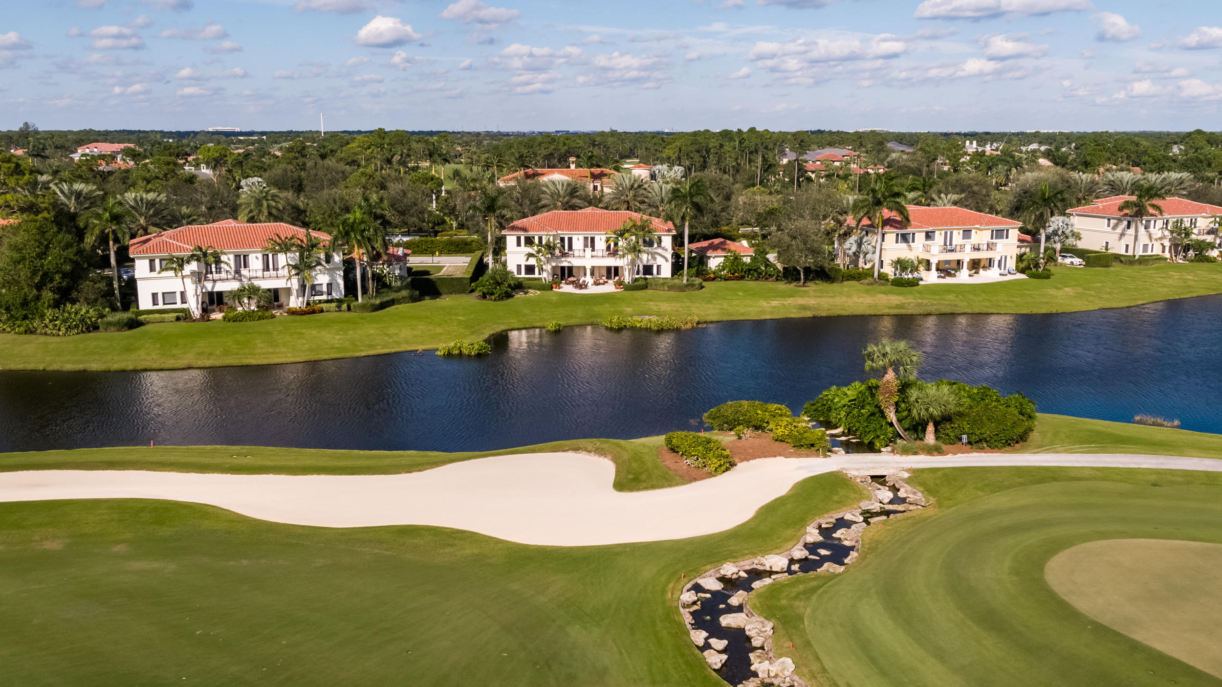 OLD PALM 5 - Residential